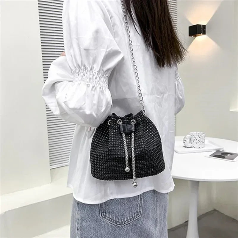Womens Rhinestone Dinner Bag Sparkling Drawstring Chain Bucket Shoulder Crossbody Bags for Women Daily Christmas Party Banquet